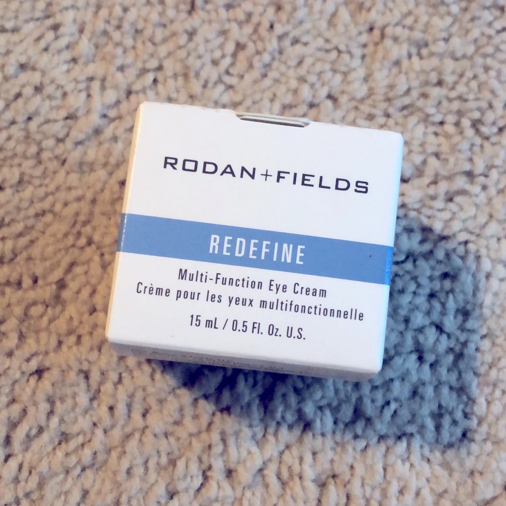 NIB RF EYE CREAM